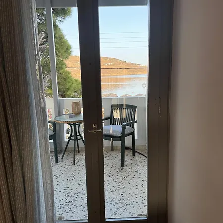 Akti And 3* Livadi (Serifos)