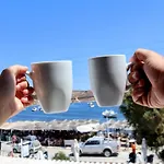 Akti And Gasthuis Livadi (Serifos)