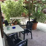 Akti And Pensión Livadi (Serifos)