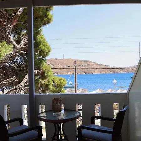 Akti And ゲストハウス 3*