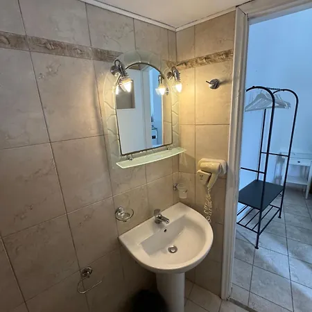 Guest house Akti And