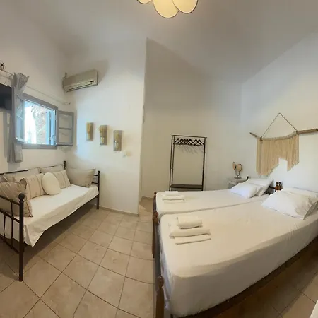 Akti And 3* Livadi (Serifos)
