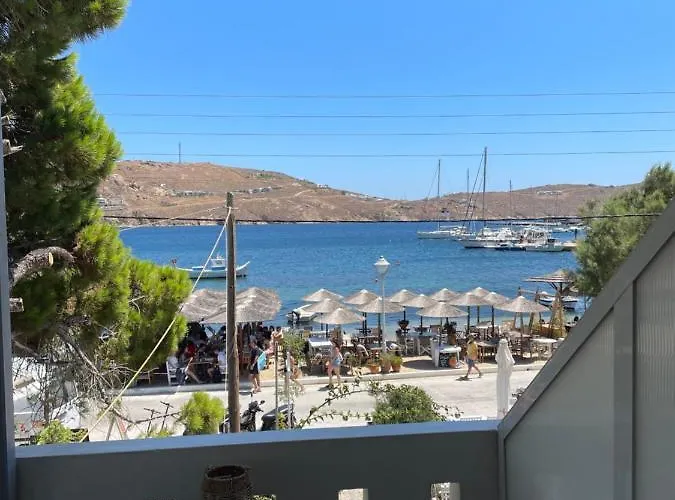 Akti And Livadi (Serifos)