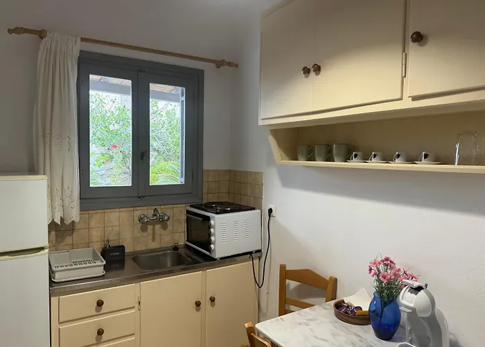 Akti And Livadi (Serifos)