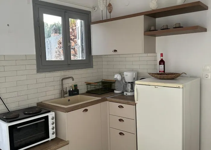 Guest house Akti And 3*